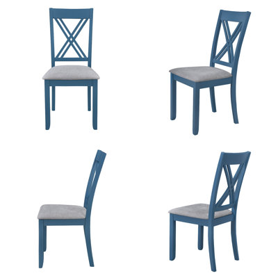 Ensemble repas pour quatre personnes