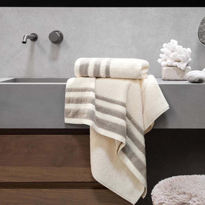 Rolan Bath Towel