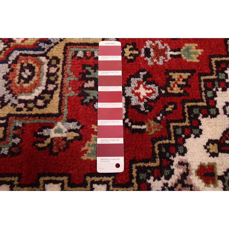 Tapis rouge Serapi Heritage 4 pi 0 po x 5 pi 11 po