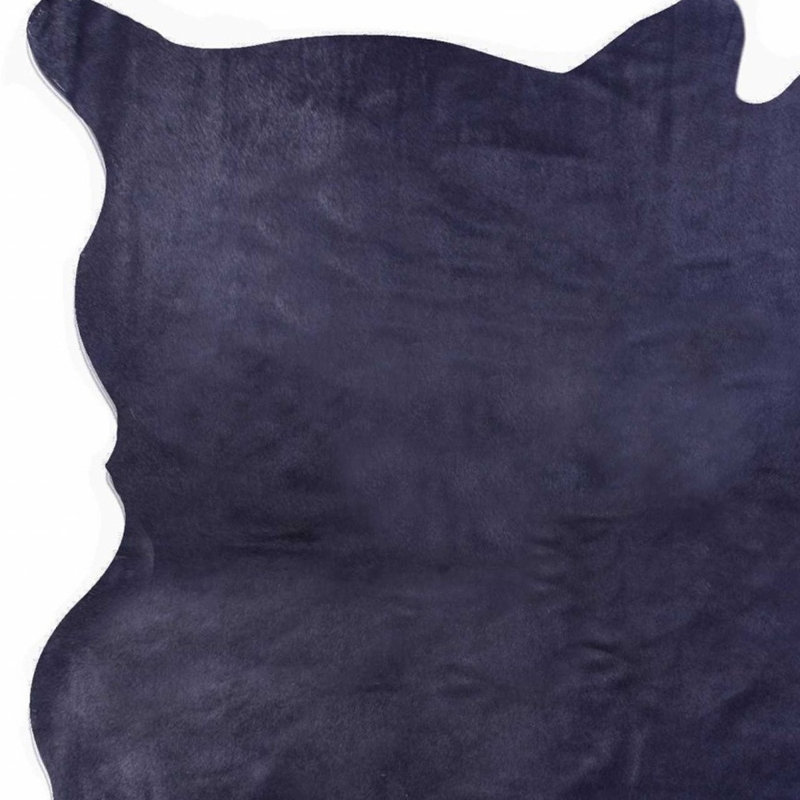 Tapis 5 pi x 7 pi en cuir de vache bleu marine