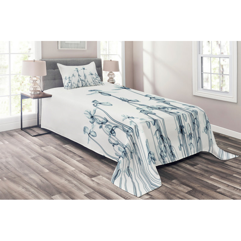 Twin White Quilted Bedspread Set with Floral Design