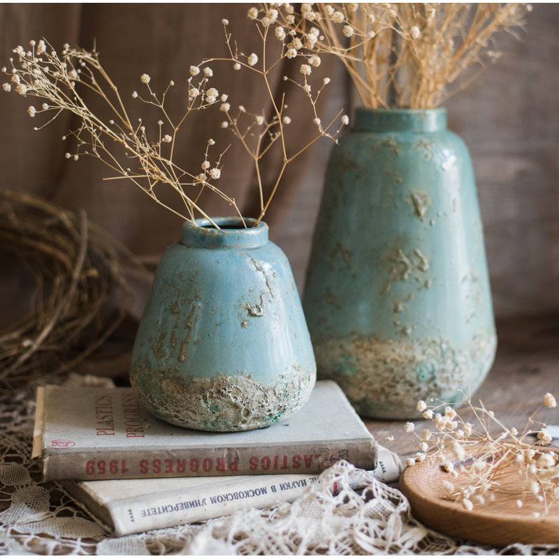 Vase de table Jo, 10" H x 7 W x 7" D