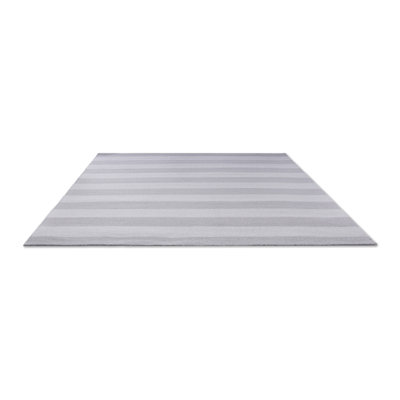 Tapis intérieur / extérieur en polypropylène crocheté à la main rectangulaire gris rayé