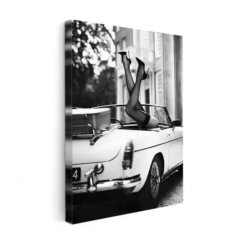 High Heels In Classic Car, H 24 po x l 32 po, Canevas, Sans cadre
