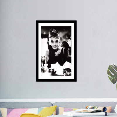 "radio days" à la série tiffany : a sourire audrey hepburn ", reproduction de photo sur toile