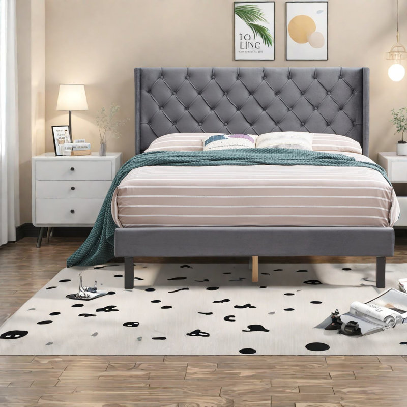 Grands lits en velours gris, conception à oreilles moderne, support en bois robuste