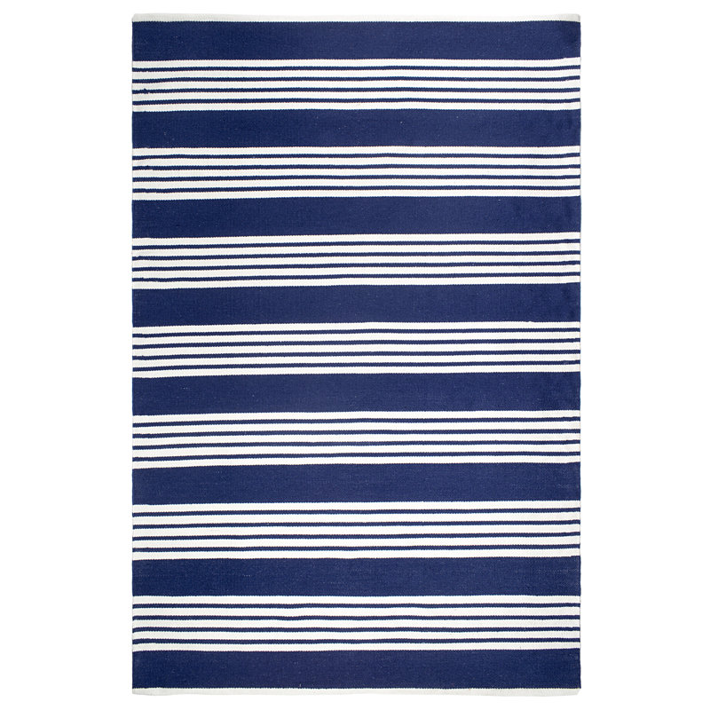 Rayures Mariona - tissage à plat bleu et blanc (2 pi x 3 pi) - PET, Rectangle 4 pi x 6 pi
