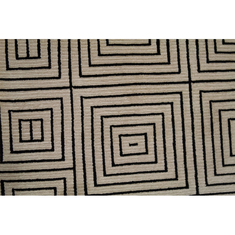 Tapis ivoire et noir noué à la main de haute qualité