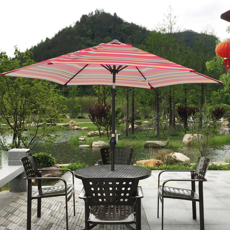 Parasol d'extérieur 9 pi avec rayures rouges - imperméable, décoloration, fabrication en acier élégante, inclinaison à bouton-poussoir
