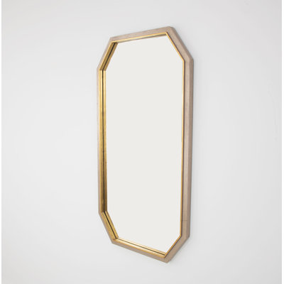 Cora Mirror