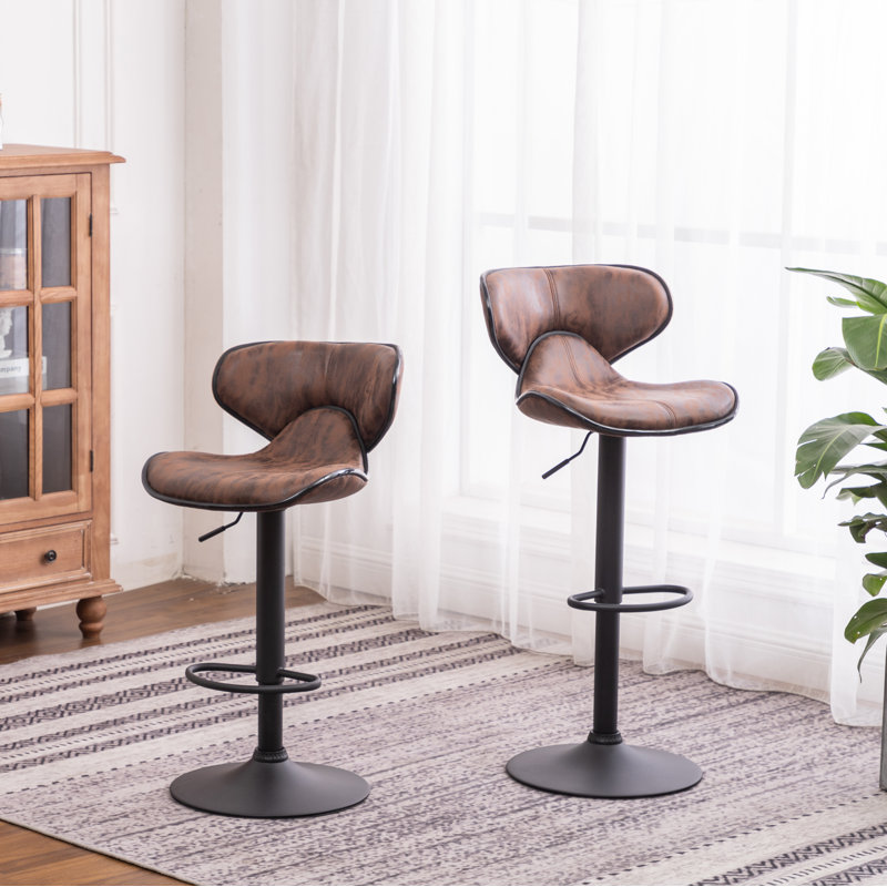 Ensemble de 2 tabourets pivotants réglables avec base chromée Weatherl Upholstery Airlift, Brun