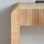 Console rustique en bois avec tiroir - Design minimaliste, texture nervurée et finition naturelle
