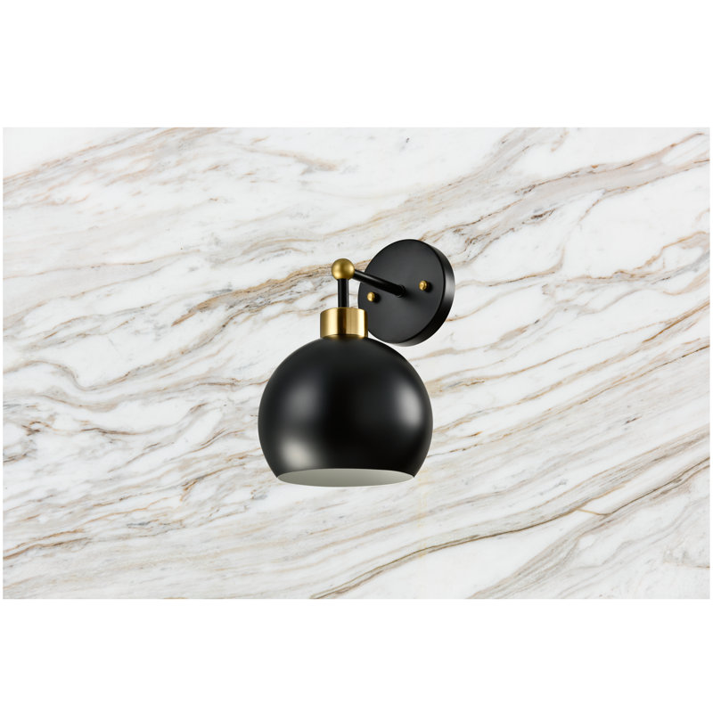 Celeste, Black