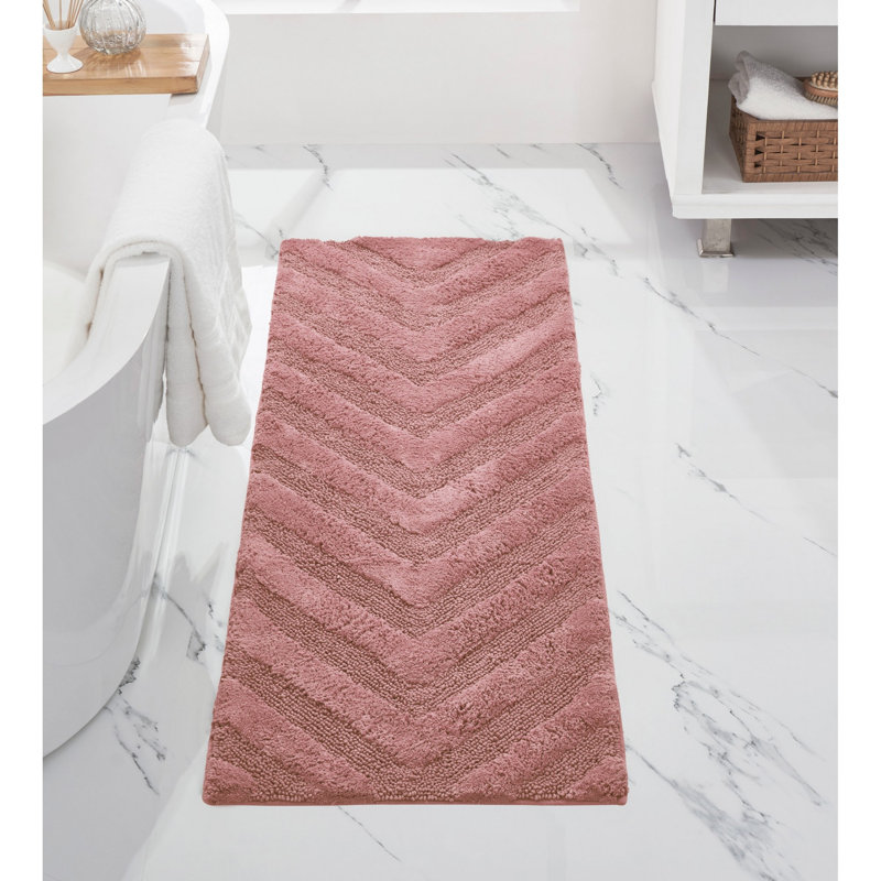 Tapis pour salle de bain touffeté à 100% coton Branston 1990 GSM avec envers antidérapant, certifié OEKO-TEX, lavable à la machine, luxueux motif à chevrons, tapis de salle de bain ultra doux et absorbant, tapis de couloir 20 po x 60 po, rose