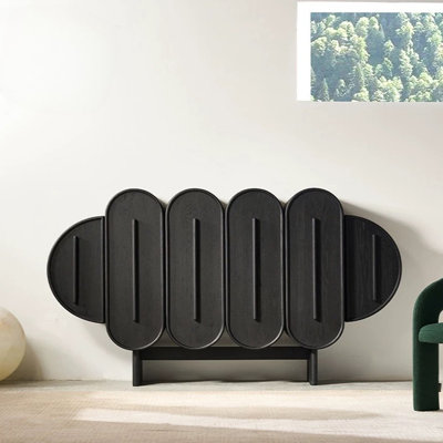 Buffet simple de style nordique moderne