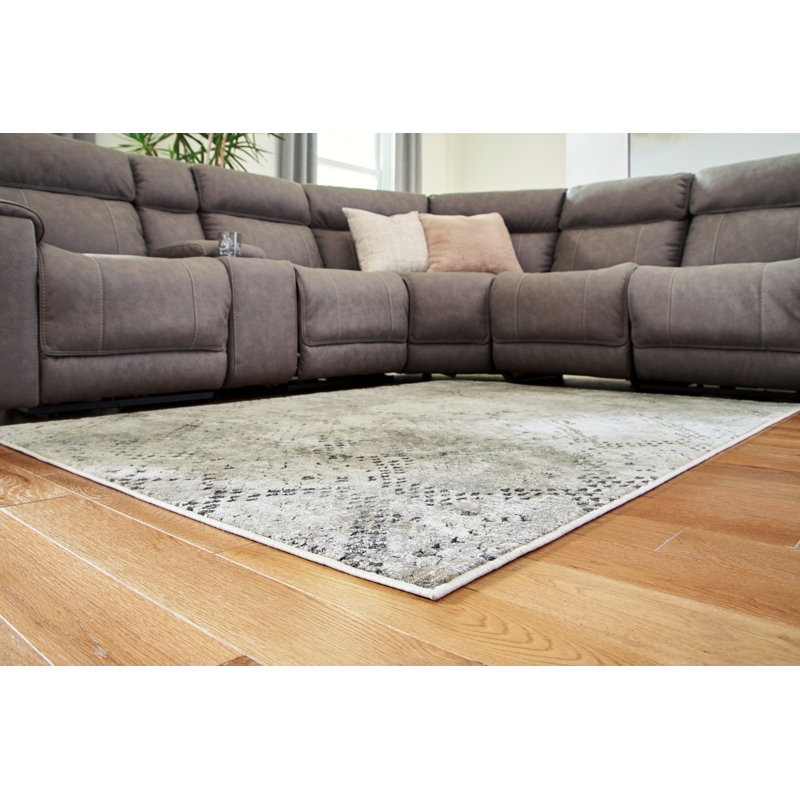Ivory and Gray Snakeskin Pattern 5' x 7' Synthetic Rug