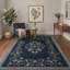 Tapis bleu rétro à motif floral lavable à la machine, tapis antidérapant traditionnel pour chambre à coucher-129917671