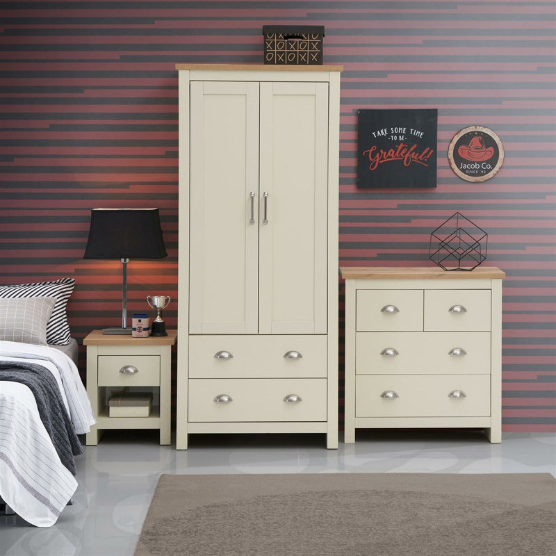 Lisbon Piece Bedroom Set