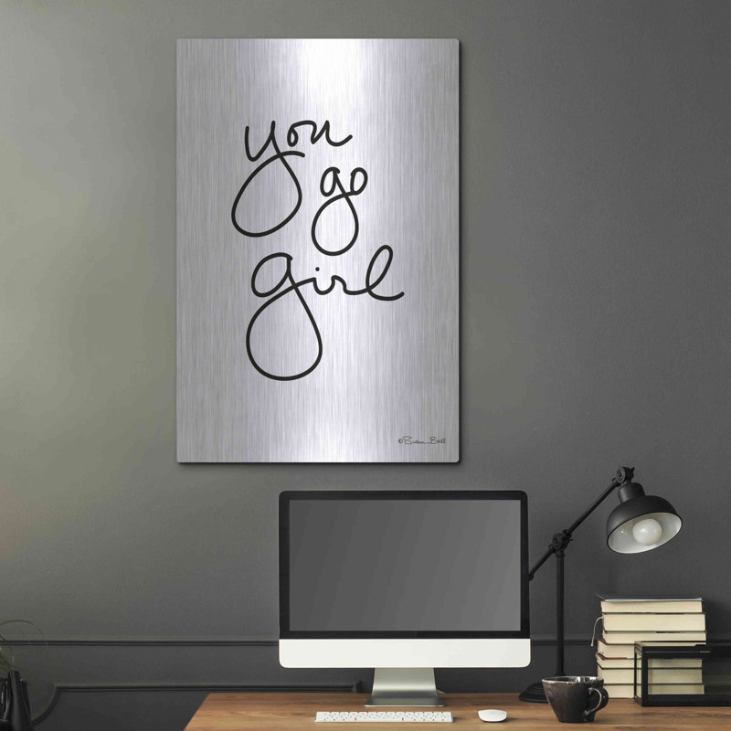 «You Go Girl» par Susan Ball, art mural en métal, H 36 po x l 24 po