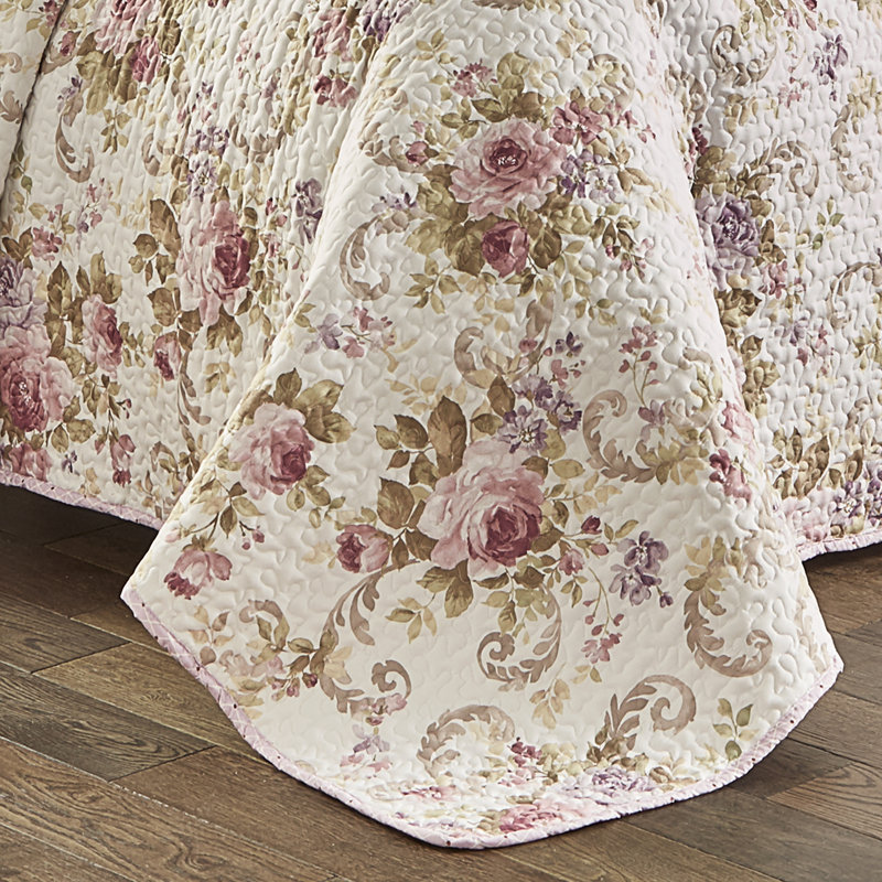 Chambord Quilt Set, Full/Queen Quilt + 2 Standard Shams