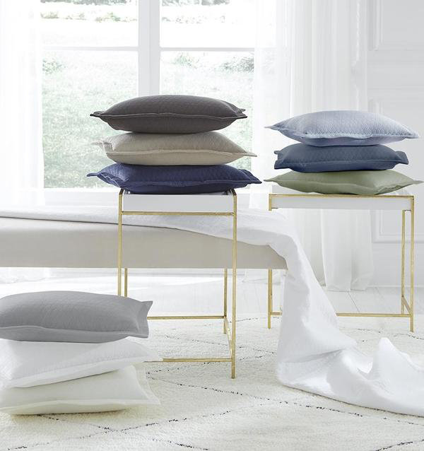 Favo Pleated Bed Skirt, Queen, White