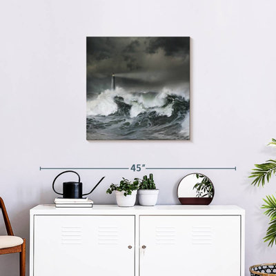 Phare d'Alvord Turbulent Seas