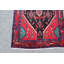 Tapis unique en laine noué à la main de style années 1950 de 3 pi 6 po x 6 pi 11 po en rouge / noir / bleu marine