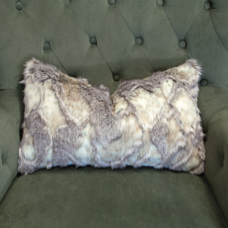 Coussin en fourrure synthétique Thomas Collection®, Rectangle H 12 po x l 20 po