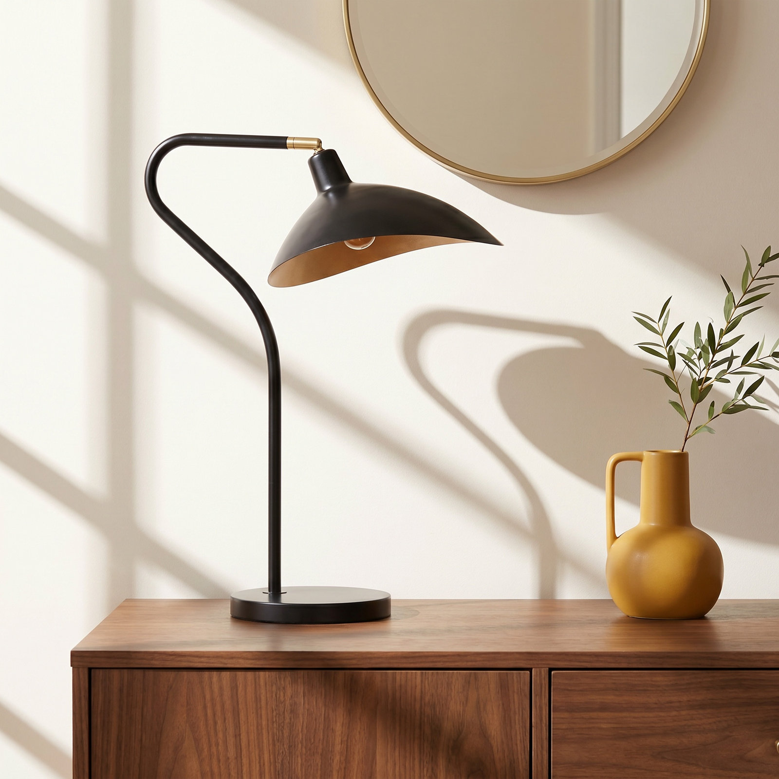 Girard Table Lamp, Black