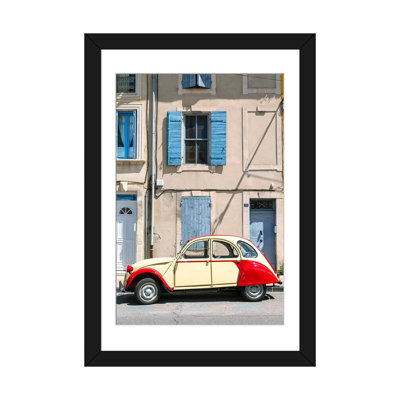 Voiture rétro dans la rue de provence, france-impression sur toile tendue