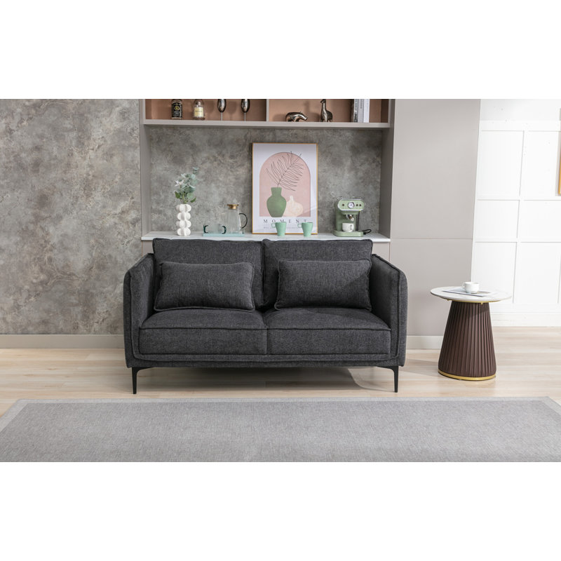 Darlia Sofa, 2