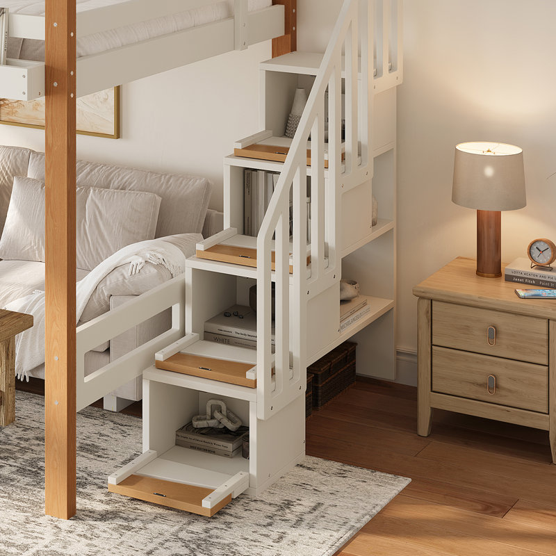 Lit mezzanine double en bois pleine grandeur avec tablettes de rangement, crochets et espace sous le lit, beige et naturel