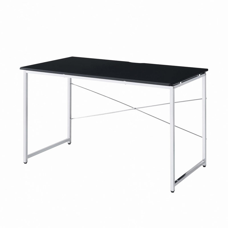 Bureau rectangulaire avec structure en métal