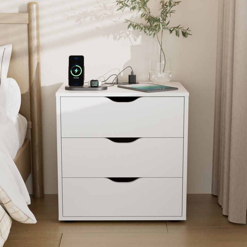 3 Drawer Nightstand With Charging Station，cutout Handles, Bedside Table With Storage Drawers For Bedroom, White