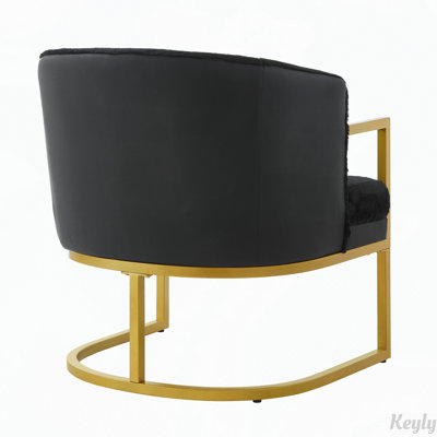 Chaise d'appoint en fausse fourrure de lapin avec structure en métal doré