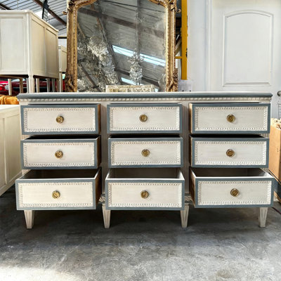 Buffet de style nordique minimaliste