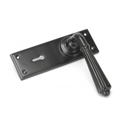 Hinton Lock Door Handle Kit