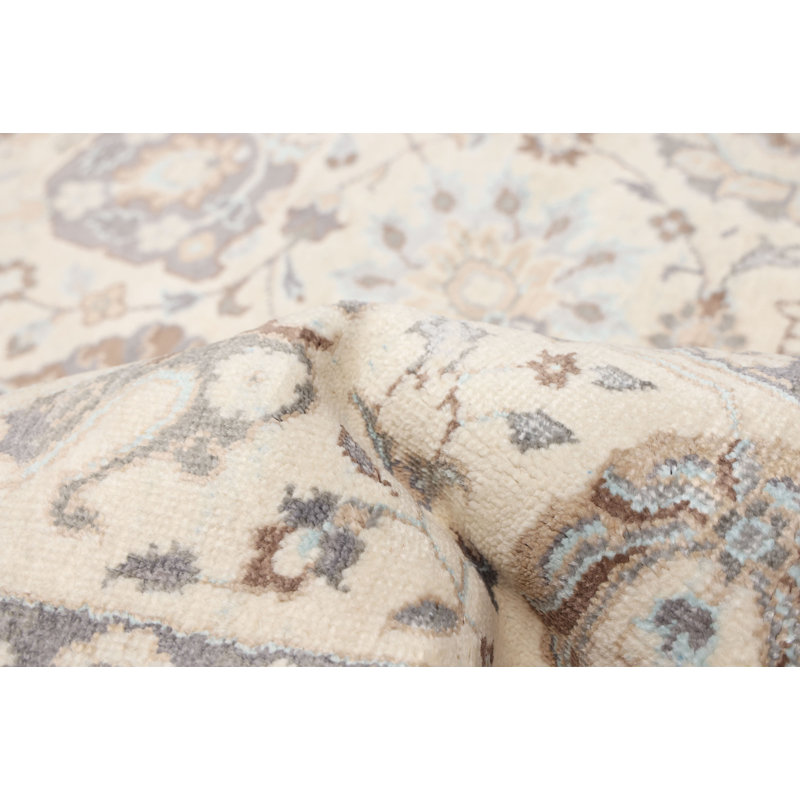 Tapis ivoire Heritage 8 pi 0 po x 9 pi 6 po