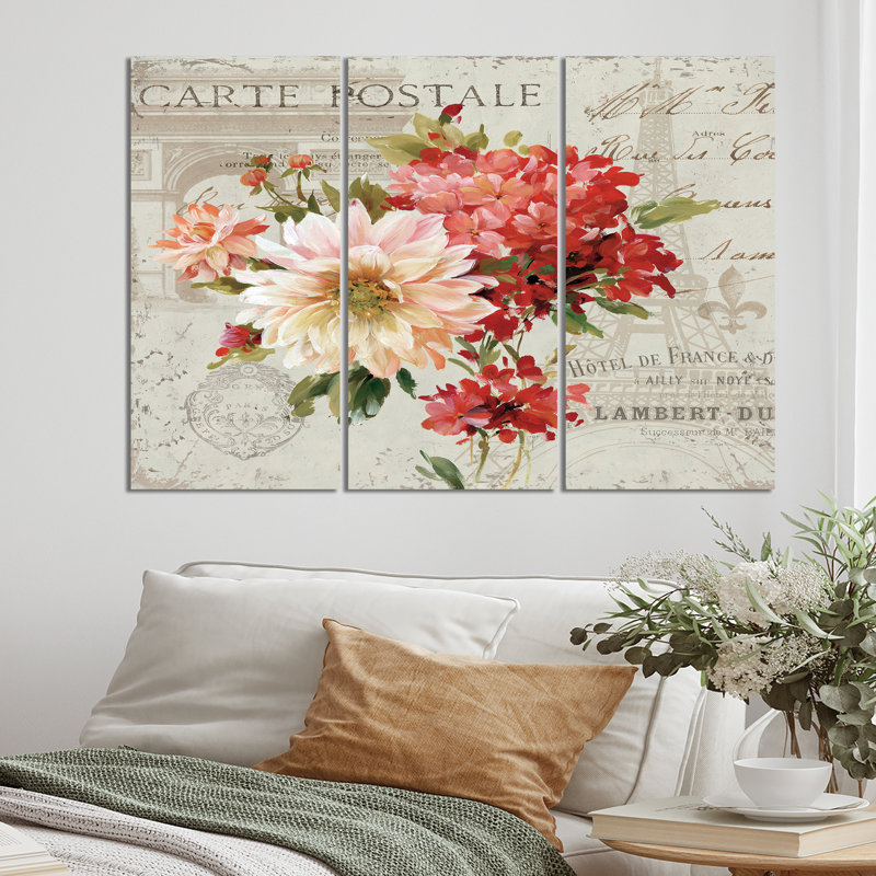 Fleurs rouges peintes sur une carte postale rétro III, impression sur toile tendue 3 pièces, H 32 po x l 48 po x P 1 po