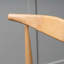 Ensemble de 2 chaises de salle à manger en bois d'hévéa avec dossier ergonomique et coussins de confort, naturel et gris-836375692-836375683