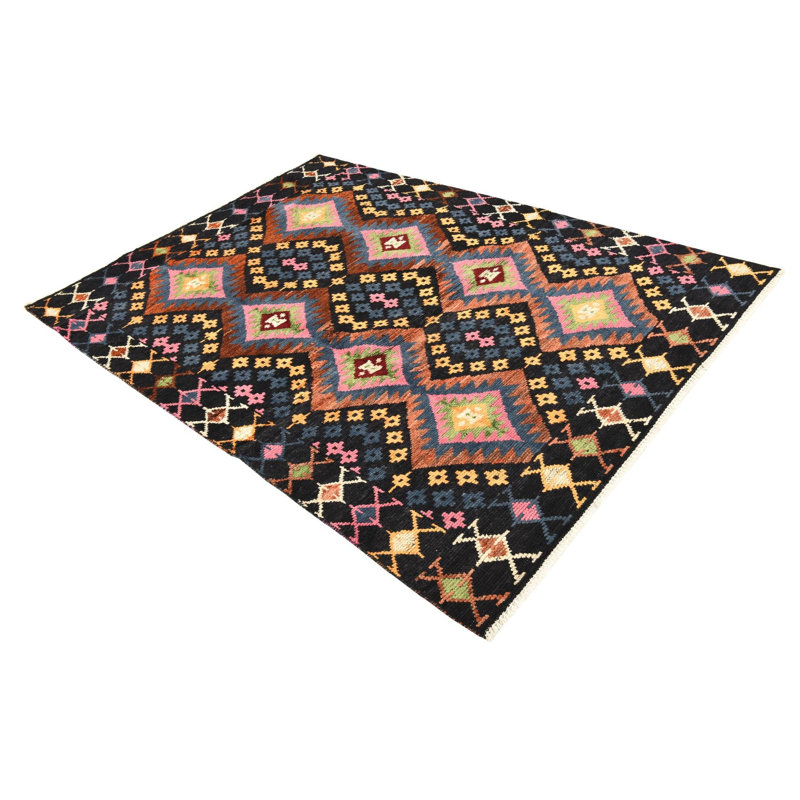 Iniguez Black Rug