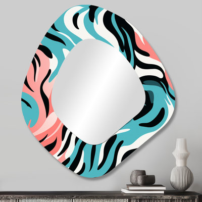 Exotique camouflage Caprice - grand miroir asymétrique imprimé animal, décor de miroir mural de forme unique moderne, art en métal imprimé