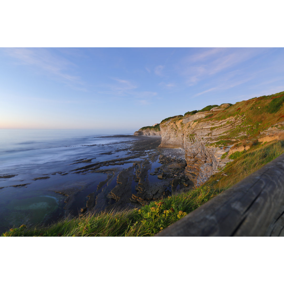 Klippen bei Saint Jean de Luz - Leinwandbild