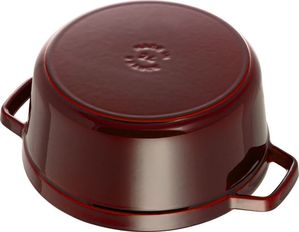 La Cocotte Cast Iron Round Cocotte, Grenadine, 5.5 quarts