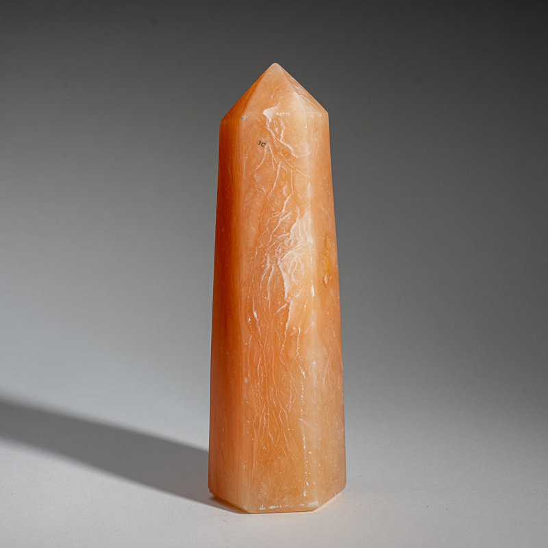 Véritable pointe de sélénite orange polie du Maroc (1,9 lb), H 8 po x l 2,5 po x P 2 po