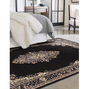Tapis oriental noir Balthrop