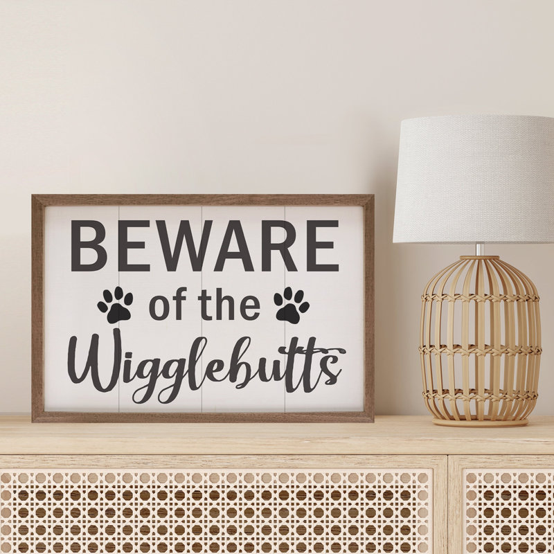 Beware Of Wigglebutts Paws - blanc, H 5 po x l 8 po