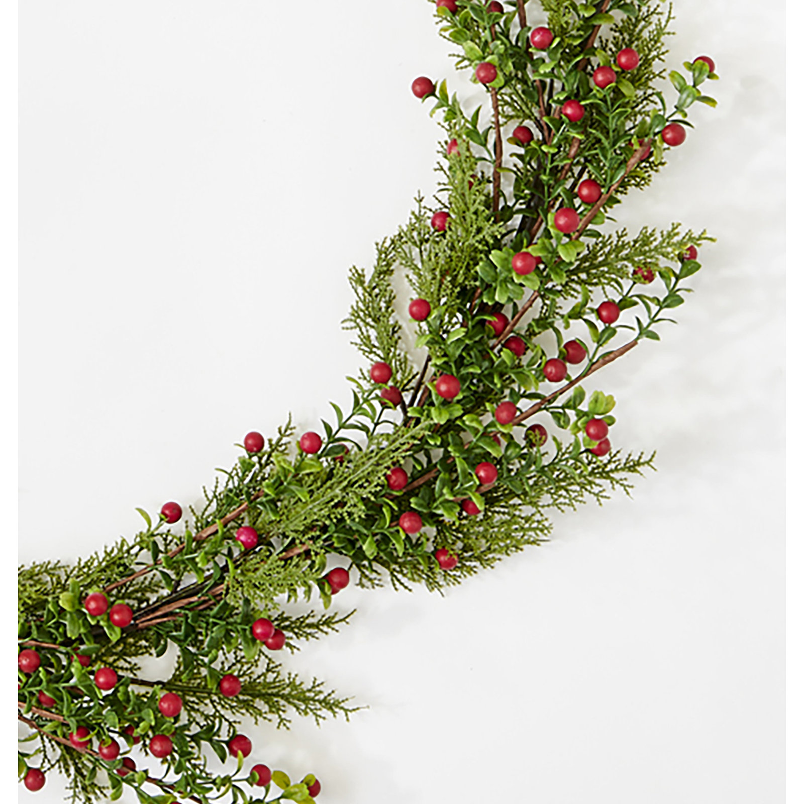 69" Artificial Christmas Boxwood & Berry Garland