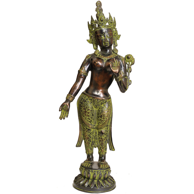 Grande déesse debout Tara (divinité bouddhiste tibétaine)