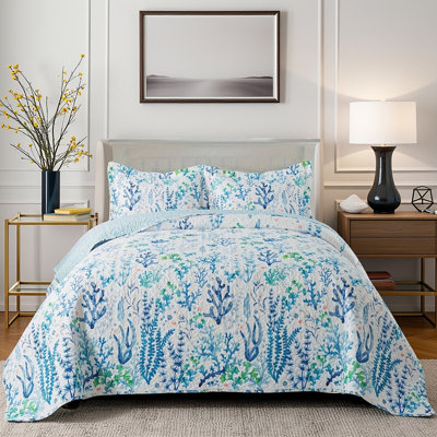 HoneiLife Queen Size 3‑Piece Submarine World Pattern Quilt Bedding Set, Soft Blended‑Fabric Coverlet with Matching Pillow Shams